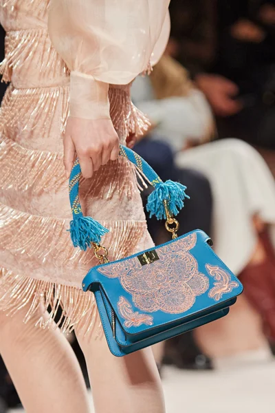 Look 148